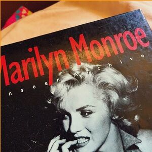 Marilyn Monroe Unseen Archive Book